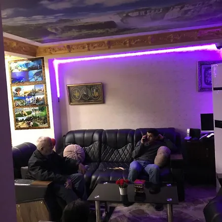 Saraj Deluxe *