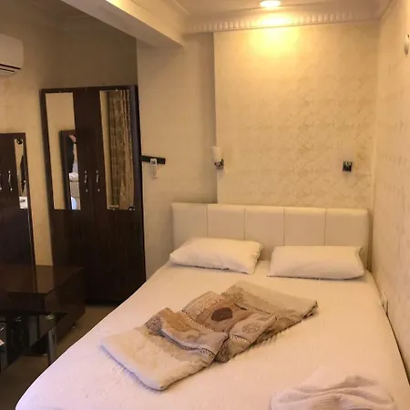 Saraj Deluxe Otel